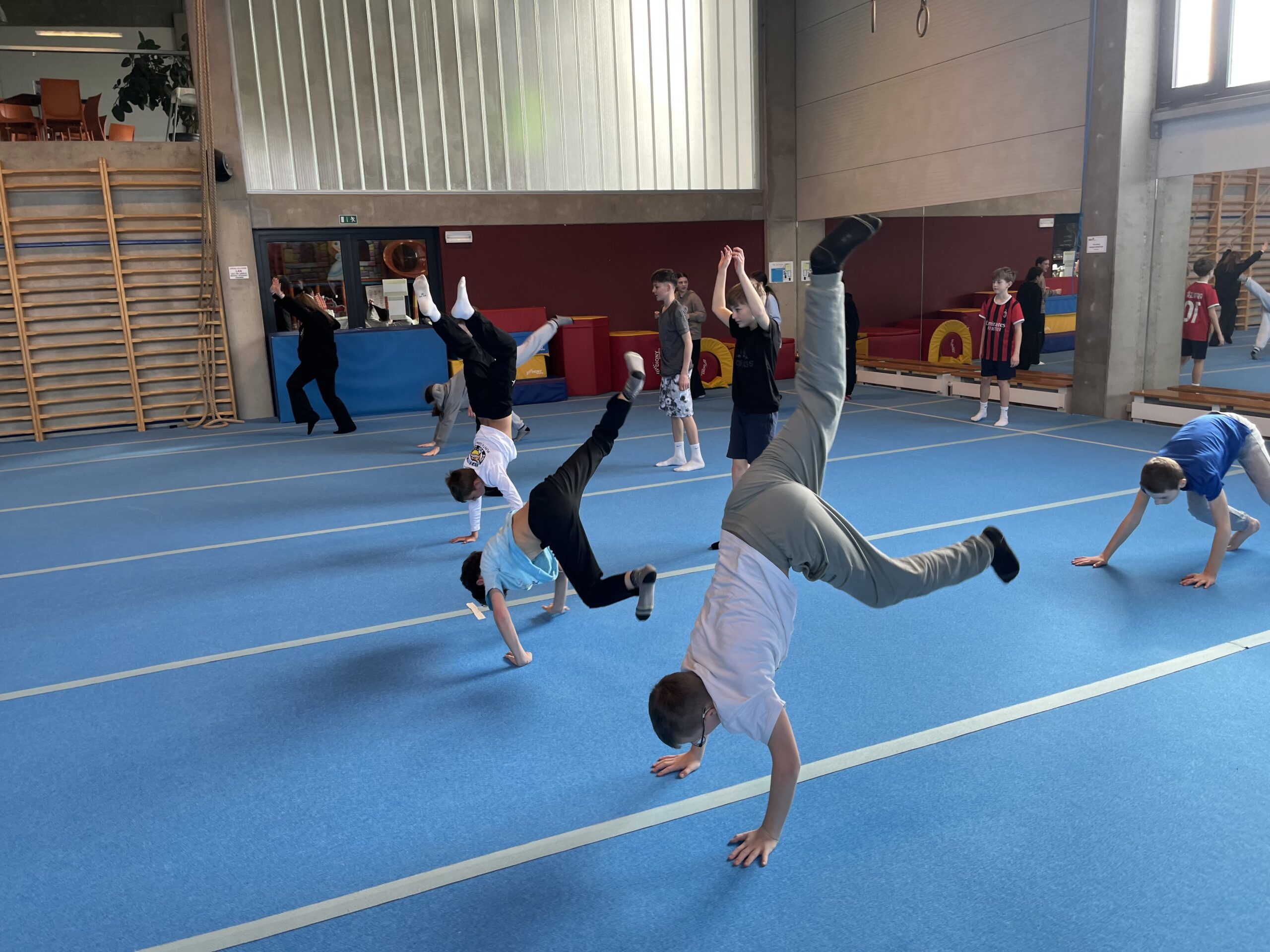 Gymnastika v Jojogymu 3