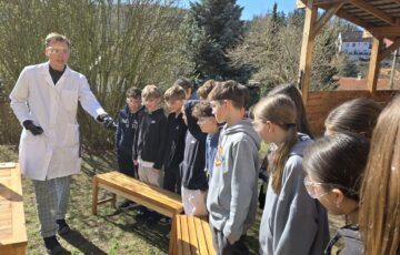 Sledujeme pokus sodík ve vodě